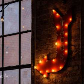 Elizabeth-Stead-L-L-Market-Outing-1