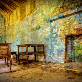 Al-Wood-Forgottenobjects-3